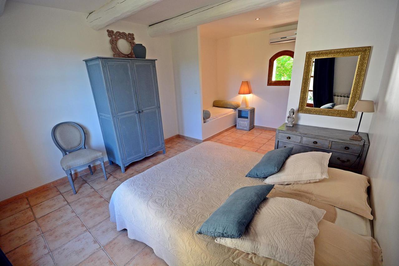 モントゥー Mas Les Fleurs D'Hilaire Bed & Breakfast エクステリア 写真